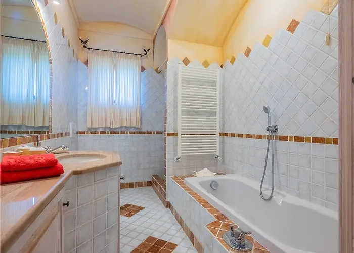 Sardinia Family - Elena With Salt Water Private Pool Villa